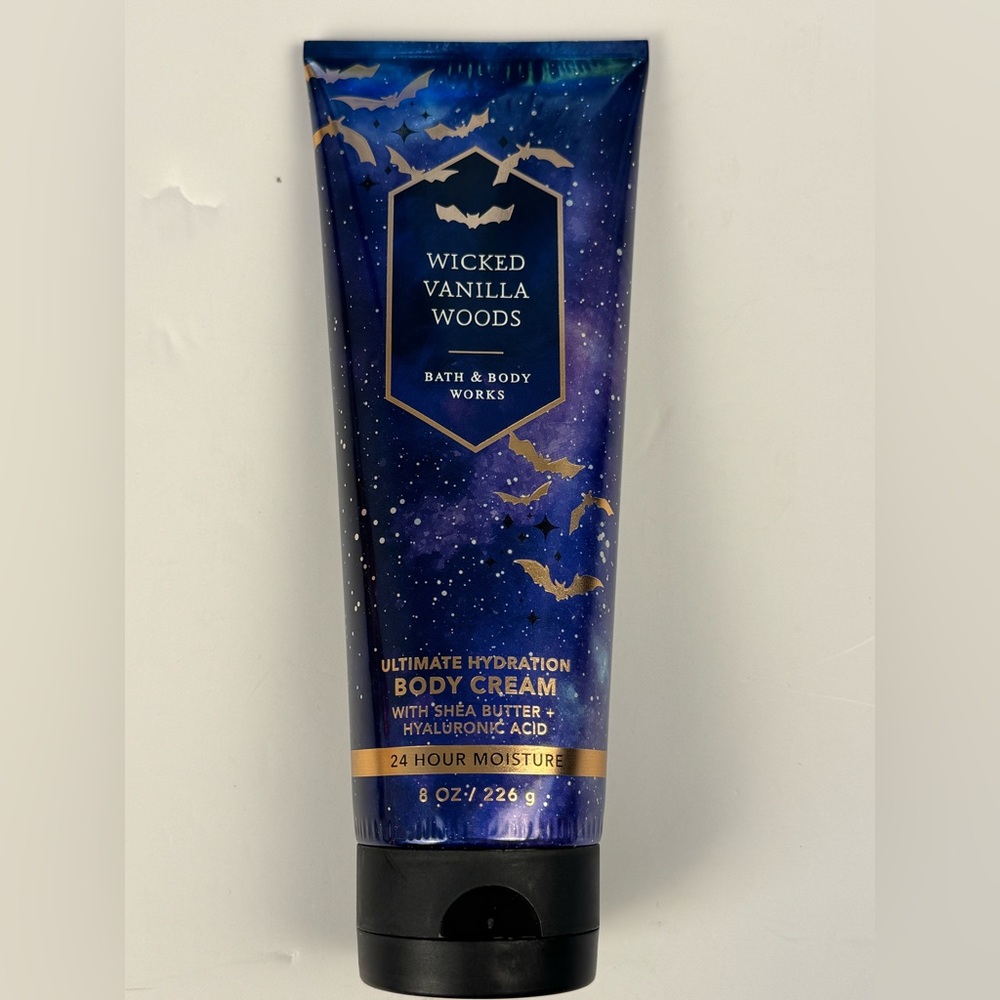 Bath & Body Works Wicked Vanilla Woods 8 oz Body Cream